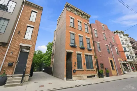 Exterior - 1329 Republic St, Cincinnati, OH 45202 photo 15 of 17