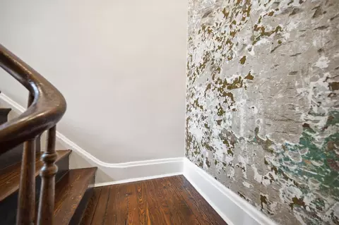 Entry Way - 1329 Republic St, Cincinnati, OH 45202 photo 5 of 8