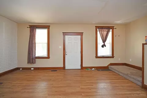 Living - 608 Orient Ave, Cincinnati, OH 45232 photo 1 of 3