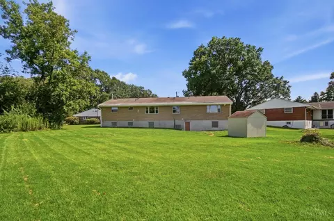 Exterior - 8929 Cavalier Dr, Cincinnati, OH 45231 photo 8 of 10