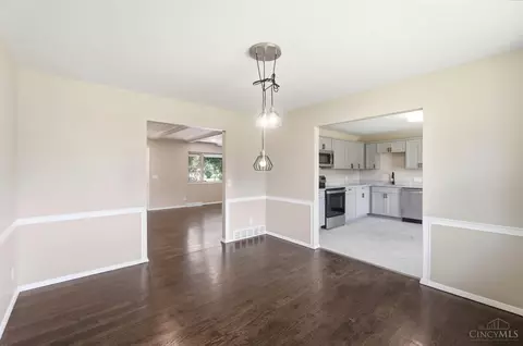 Dining - 8929 Cavalier Dr, Cincinnati, OH 45231 photo 1 of 1