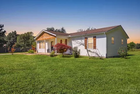 184 Dortmund Dr, Fayetteville, OH 45118