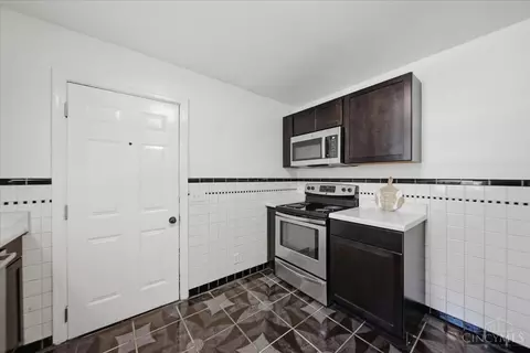 Kitchen - 7300 Brookcrest Dr, Cincinnati, OH 45237 photo 3 of 3