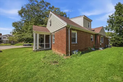 Exterior - 7300 Brookcrest Dr, Cincinnati, OH 45237 photo 9 of 9