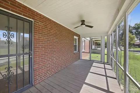 Exterior - 7300 Brookcrest Dr, Cincinnati, OH 45237 photo 5 of 9