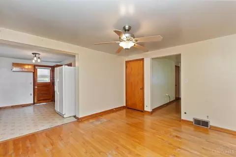 Other - 812 Diane Dr, Cincinnati, OH 45245 photo 1 of 4