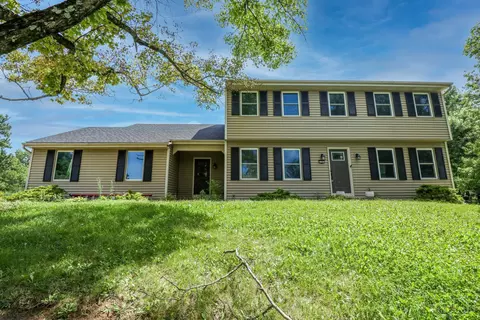 7197 Braemer Ln, West Chester, OH 45069