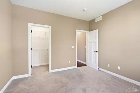 Bedroom - 809 Morgan Dr, Monroe, OH 45050 photo 2 of 11