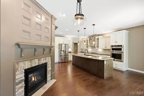 Kitchen - 809 Morgan Dr, Monroe, OH 45050 photo 5 of 8