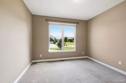 Bedroom - 809 Morgan Dr, Monroe, OH 45050 photo 3 of 11