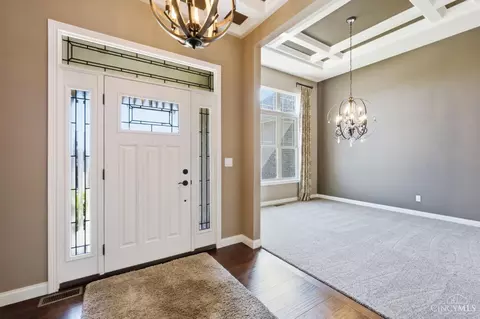 Entry Way - 809 Morgan Dr, Monroe, OH 45050 photo 2 of 8