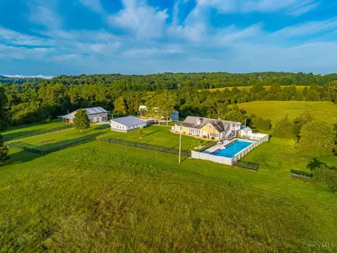 1573 Cedar Mills Rd, Blue Creek, OH 45616