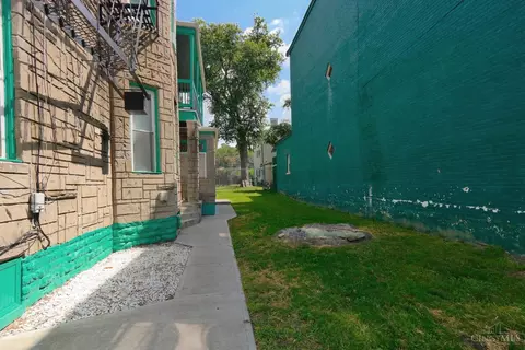 Exterior - 2968 Sidney Ave, Cincinnati, OH 45225 photo 4 of 7