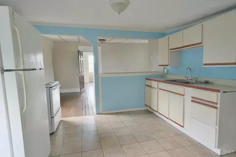 Kitchen - 2968 Sidney Ave, Cincinnati, OH 45225 photo 1 of 1