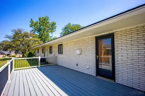 Exterior - 5195 Deeridge Ln, Cincinnati, OH 45247 photo 7 of 8