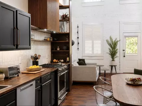Kitchen - 4173 Dane Ave, Cincinnati, OH 45223 photo 6 of 10