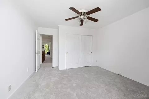 Bedroom - 9737 Troon Ct, Blue Ash, OH 45241 photo 6 of 8
