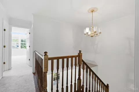Entry Way - 9737 Troon Ct, Blue Ash, OH 45241 photo 6 of 9