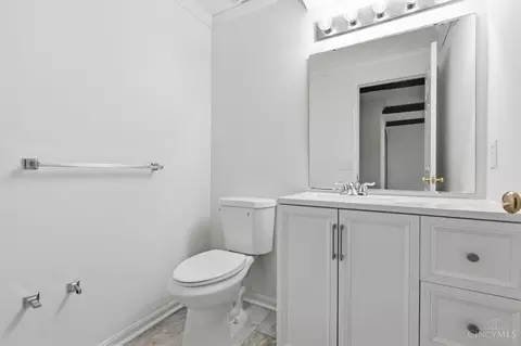 Bath - 9737 Troon Ct, Blue Ash, OH 45241 photo 6 of 6