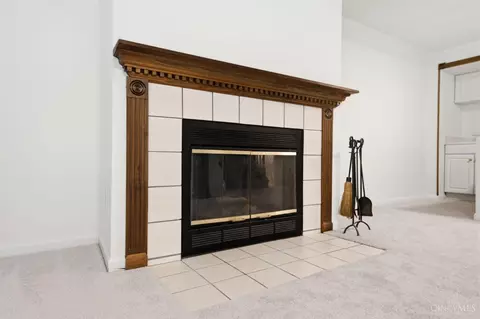 Living - 9737 Troon Ct, Blue Ash, OH 45241 photo 6 of 7