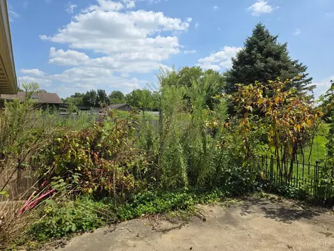 Exterior - 619 Wilfert Dr, Cincinnati, OH 45245 photo 3 of 7