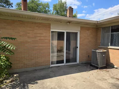 Exterior - 619 Wilfert Dr, Cincinnati, OH 45245 photo 5 of 7