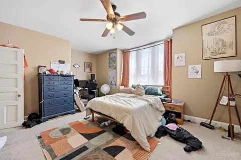 Bedroom - 408 Ada St, Cincinnati, OH 45219 photo 2 of 10