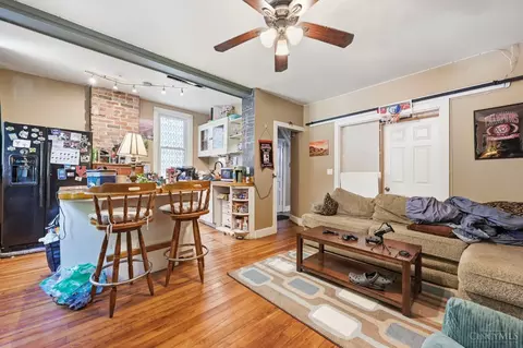 Entry Way - 408 Ada St, Cincinnati, OH 45219 photo 1 of 2