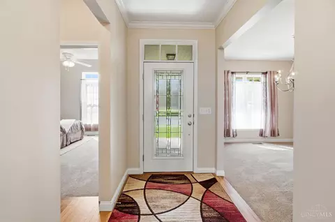 Entry Way - 655 Hyacinth Rd, Cincinnati, OH 45245 photo 1 of 6