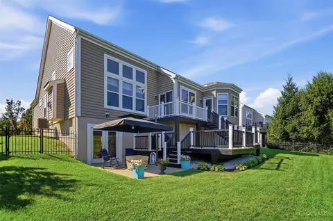 Exterior - 655 Hyacinth Rd, Cincinnati, OH 45245 photo 17 of 18