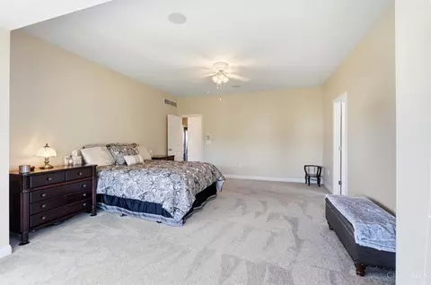 Bedroom - 655 Hyacinth Rd, Cincinnati, OH 45245 photo 3 of 8