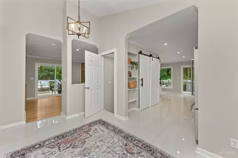 Entry Way - 7275 Demar Rd, Cincinnati, OH 45243 photo 1 of 3