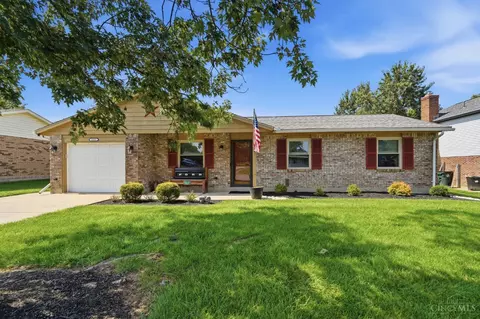 1145 Algonquin Dr, Lebanon, OH 45036
