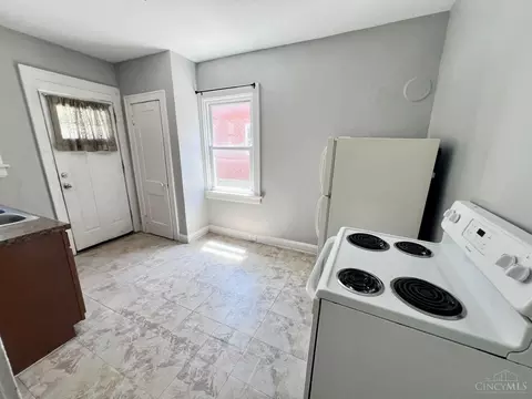 3954 Vine St, Cincinnati, OH 45217 photo 7