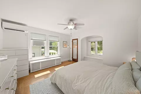 Bedroom - 6348 Hamilton Ave, Cincinnati, OH 45224 photo 1 of 4