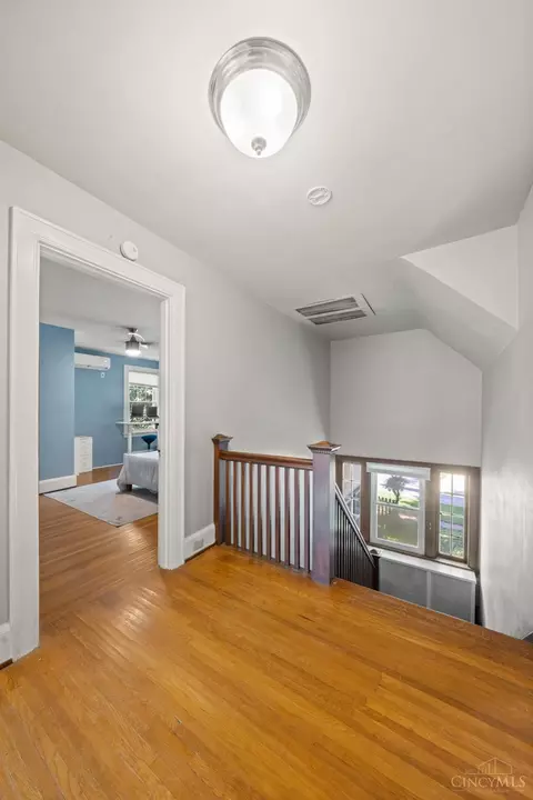 Entry Way - 6348 Hamilton Ave, Cincinnati, OH 45224 photo 2 of 2