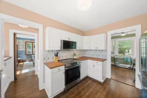 Kitchen - 6348 Hamilton Ave, Cincinnati, OH 45224 photo 1 of 5