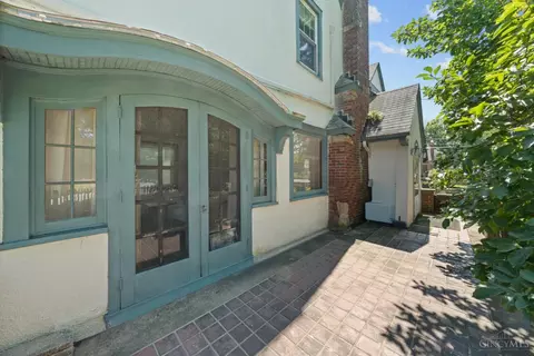 Exterior - 6348 Hamilton Ave, Cincinnati, OH 45224 photo 3 of 8