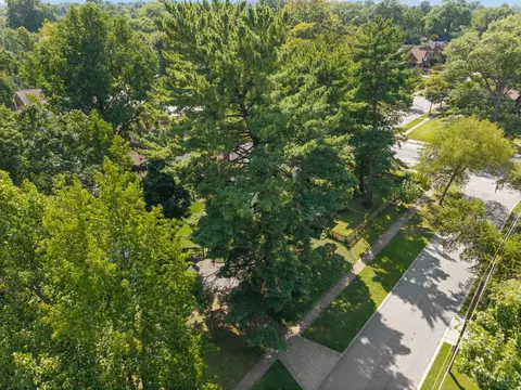 View/Area - 6348 Hamilton Ave, Cincinnati, OH 45224 photo 3 of 8