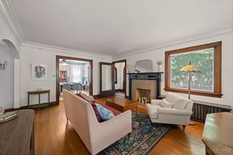 Living - 6348 Hamilton Ave, Cincinnati, OH 45224 photo 3 of 5
