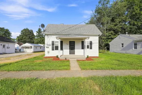 519 Union St, Bethel, OH 45106