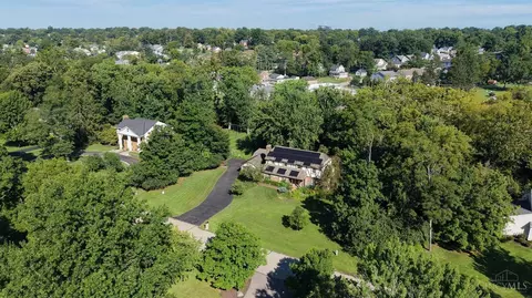 6895 Marblehead Dr, Cincinnati, OH 45243 photo 3