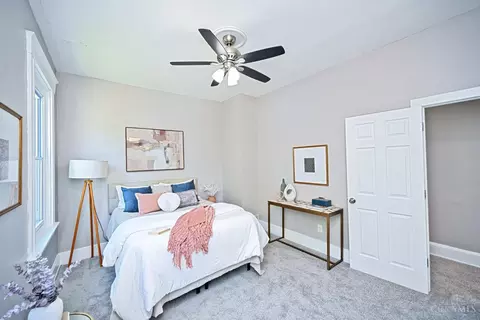 Bedroom - 302 Washington Ave, Saint Bernard, OH 45217 photo 4 of 5