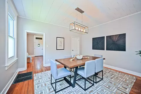 Dining - 302 Washington Ave, Saint Bernard, OH 45217 photo 2 of 3