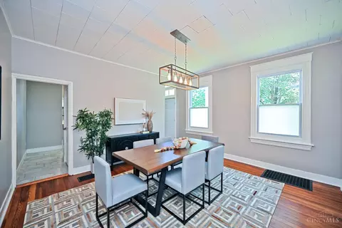 Dining - 302 Washington Ave, Saint Bernard, OH 45217 photo 3 of 3