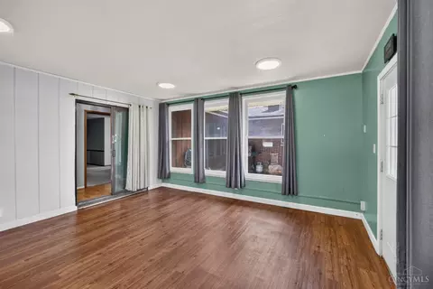 Living - 2317 Rahn Rd, Kettering, OH 45440 photo 8 of 11
