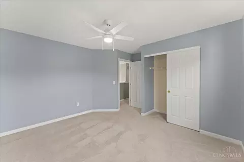 Bedroom - 485 Park Pl, Cincinnati, OH 45244 photo 3 of 6