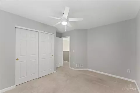 Bedroom - 485 Park Pl, Cincinnati, OH 45244 photo 6 of 6