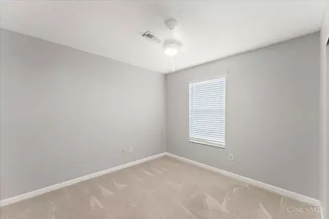 Bedroom - 485 Park Pl, Cincinnati, OH 45244 photo 5 of 6