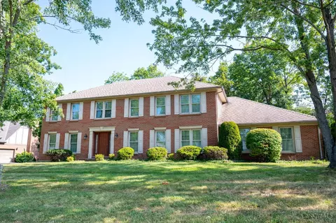 8363 Squirrel Hollow Rdg, West Chester, OH 45069
